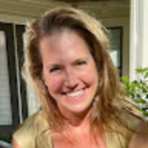 Meet your Posher, Sarah - Picture 1 of 1